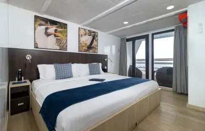 Jr. Suite · Upper Deck