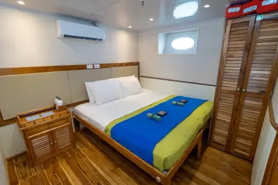 Lower Deck cabin · double