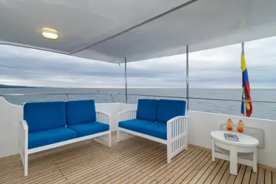 Outdoor Lounge