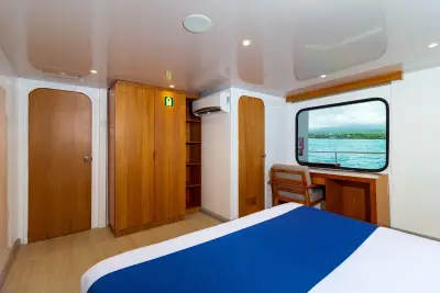 Double cabin · lower deck
