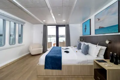 Suite · Upper Deck (king)