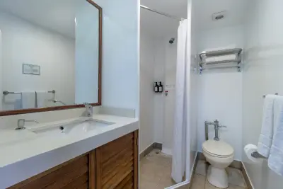 En-suite bathroom
