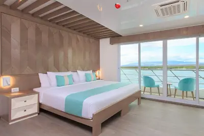 Golden Suite · main deck