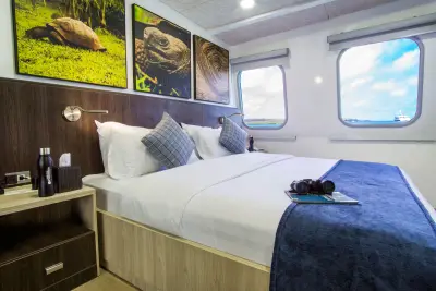 Jr. Suite · Main Deck