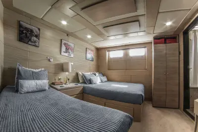 Stateroom 3 · full + twin