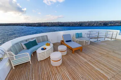 Outdoor Lounge
