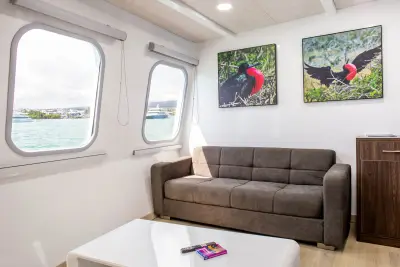 Jr. Suite · Main Deck