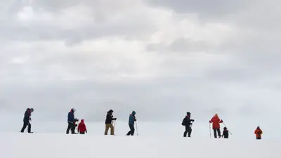 Snowshoe/trekking walk on the ice