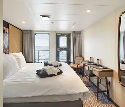 Veranda cabin — king bed, private balcony