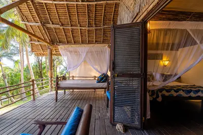 Wraparound veranda overlooking Chole Bay