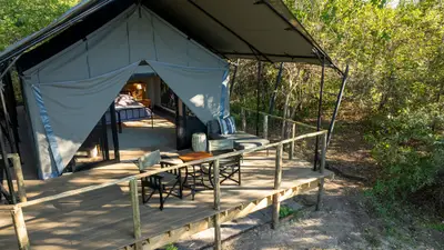 Luxury tent & veranda