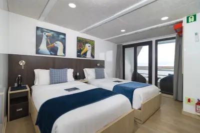 Jr. Suite · Upper Deck