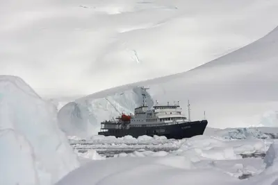 Plancius in the ice, Polar Circle voyage (Errera Channel)