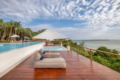 Main pool deck in the daytime