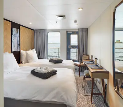 Veranda cabin — twin beds