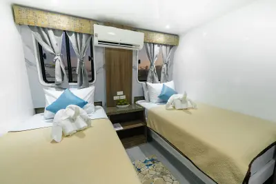 Standard cabin · twin setup