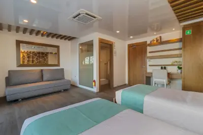 Twin Cabin