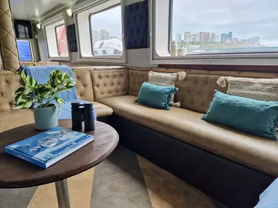 Lounge area — window seating