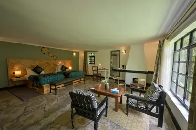 Deluxe twin cottage with armchairs & desk