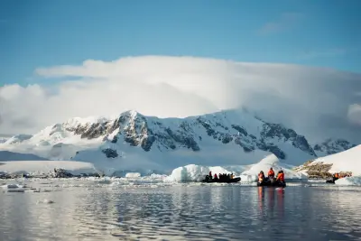 Zodiac cruising, Antarctic Peninsula
