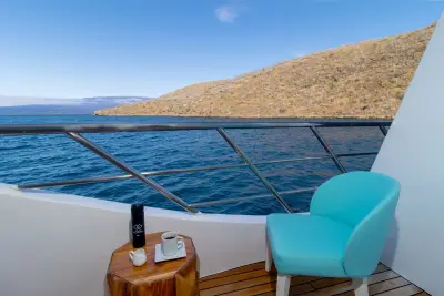 Single cabin balcony