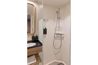 Polar Outside cabin (RR) bathroom — shower