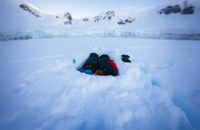 Antarctic camping — bivvy in the snow (Basecamp)