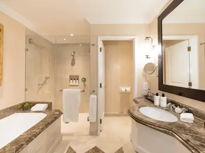 Marble bathroom with tub