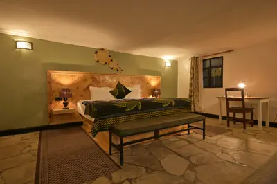Deluxe Forest Cottage — double room