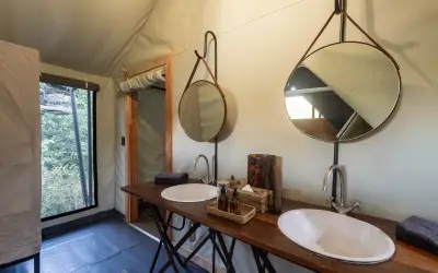 Twin basins in the tent bathroom